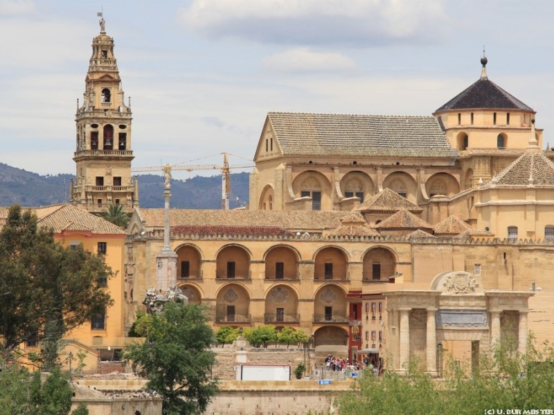 Cordoba Mezquita  1280x677 