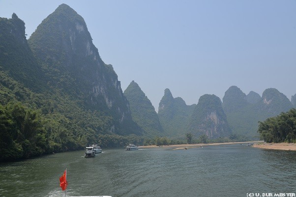 153 Guilin Auf dem Flu   Li