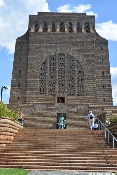 13 voortrekker monument