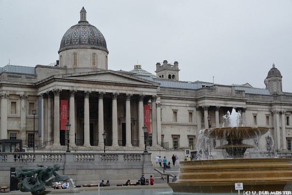 35d am trafalgar square