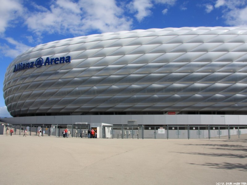 allianzarena 280x853 