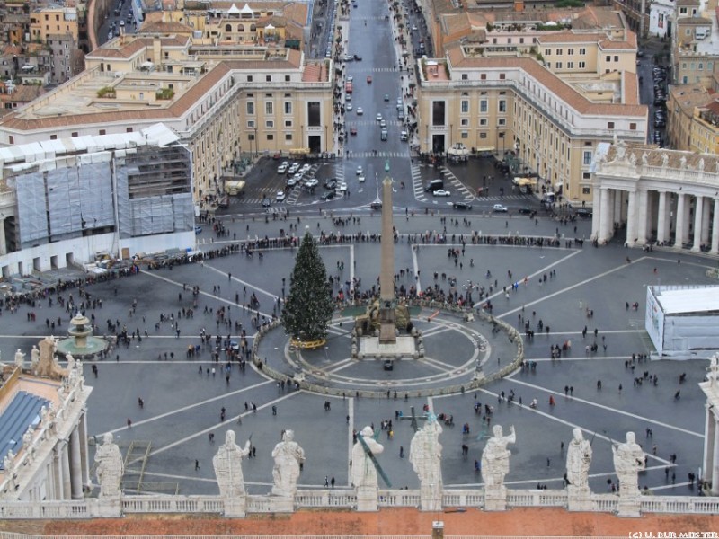 blick auf rom petersplatz  853x1280 