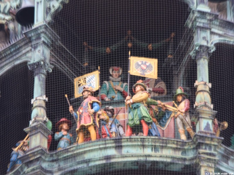 glockenspiel am rathaus 3  1280x853 