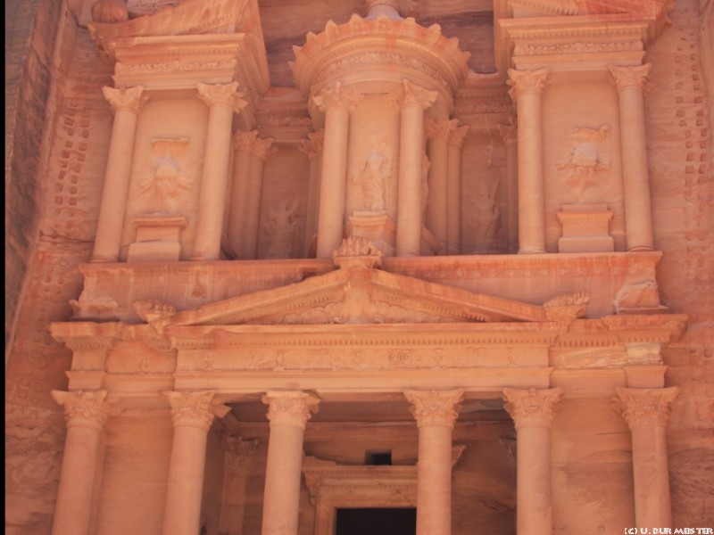 petra 8