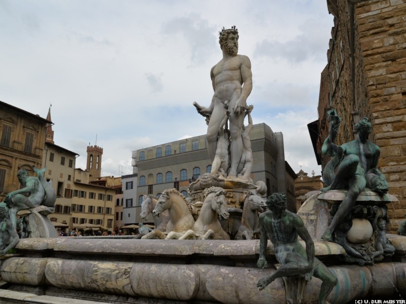 piazza della signoria  neptun  brunnen  1280x854 