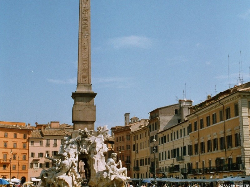 piazza navona 6  853x1280 