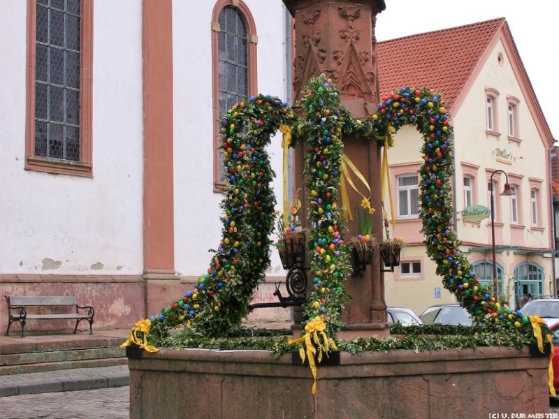 59 Edenkoben Osterbrunnen