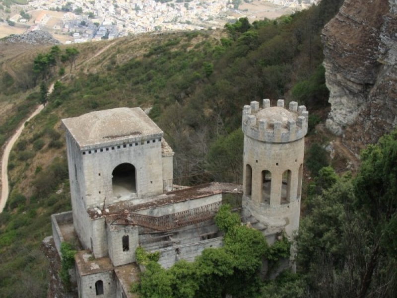 121 Erice