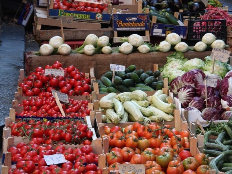 13 Catania Markt