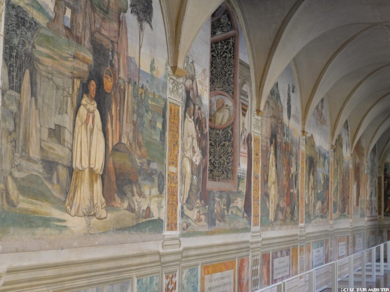 Kloster Monte Oliveto Maggiore  Fresken erz    hlen Geschichte von Bennedikt  1280x854 